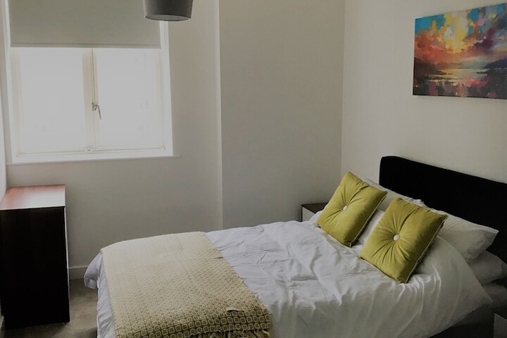 Room 5 of 20