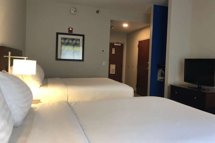 Room 7 of 41