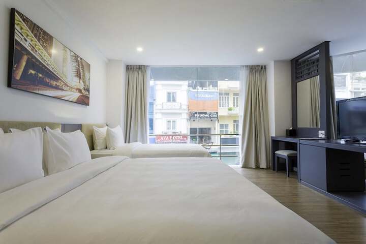Room 25 of 70