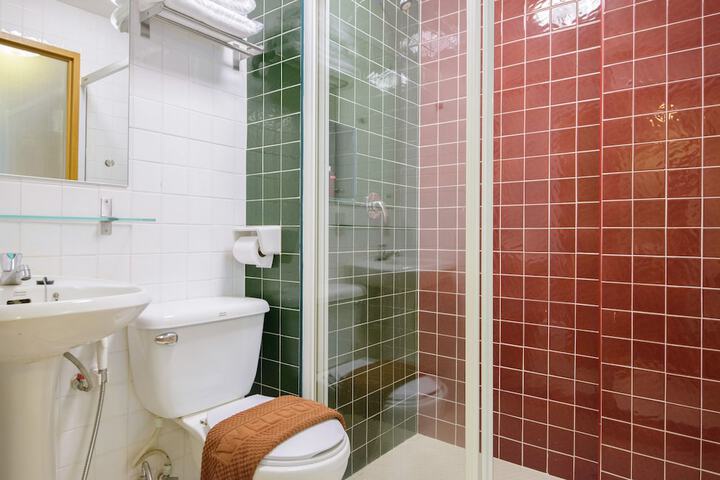 Clean Restrooms
