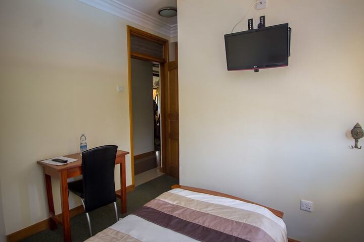 Room 5 of 58