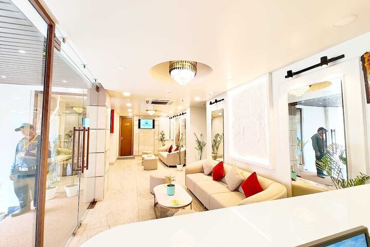 Hotel RG Residency
