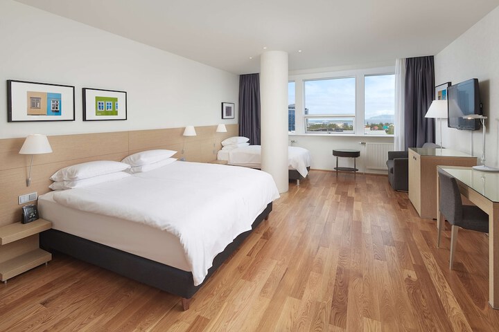 Room 38 of 119