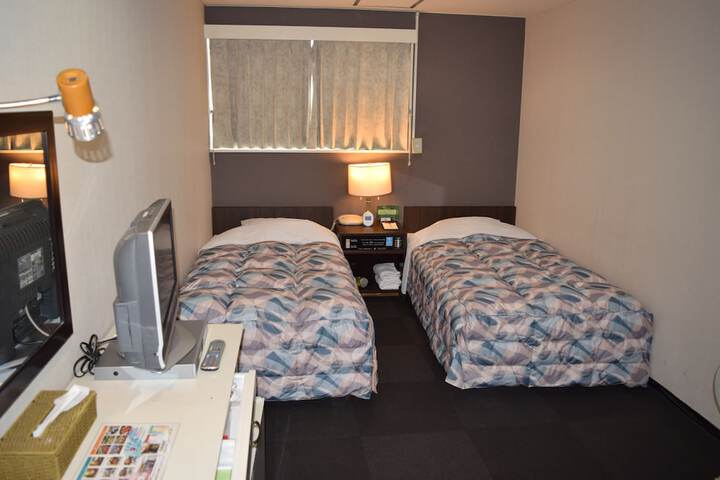 Room 25 of 81