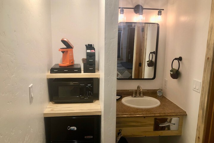 Breakfast/Coffee Service 30 of 49