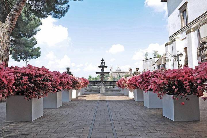Hotel Entry