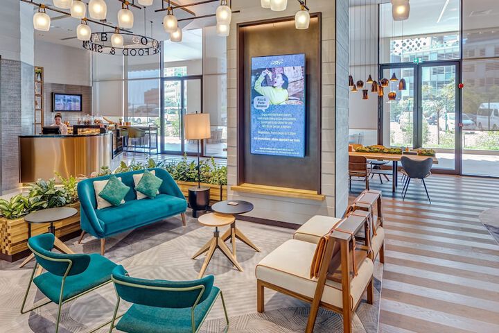 Guest Lobby