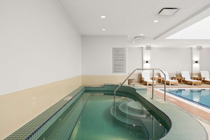 Pool 95 of 182
