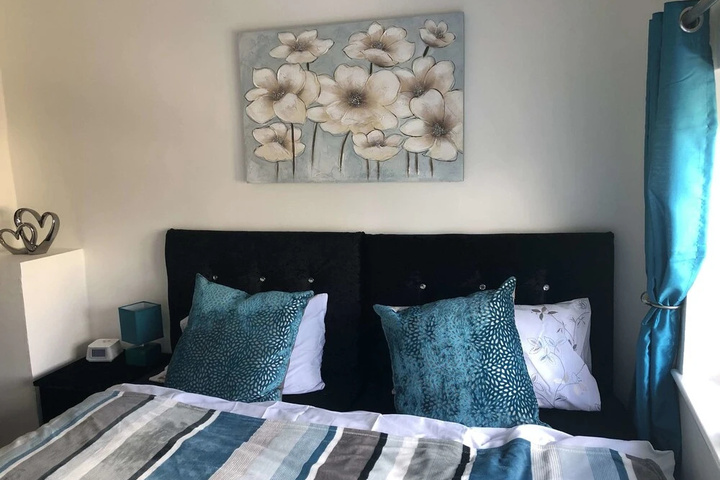 Room 3 of 18