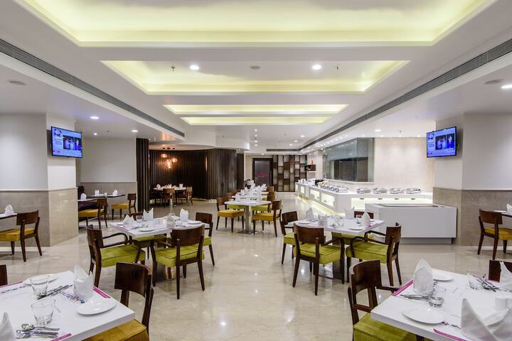Dining 96 of 129
