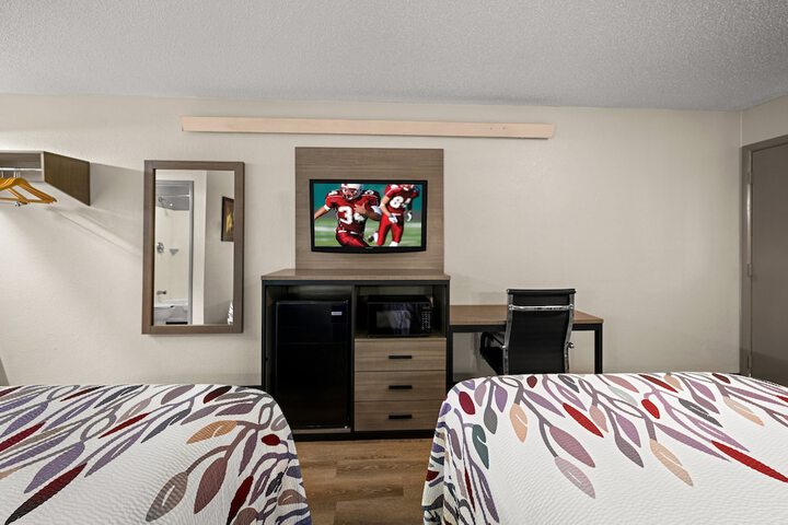 Deluxe 2 Double Beds (8 of 9)