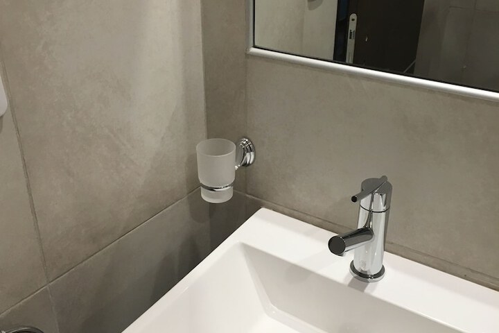 Room 49 of 55