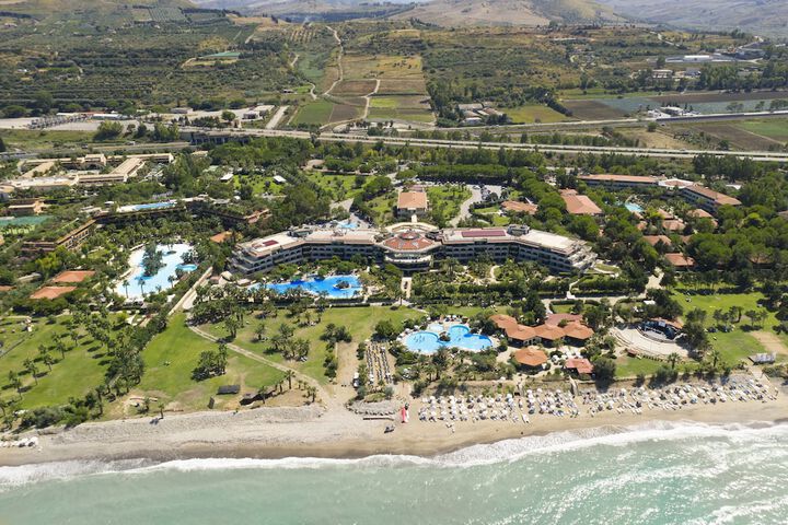 Exterior of Grand Palladium Sicilia Resort & Spa