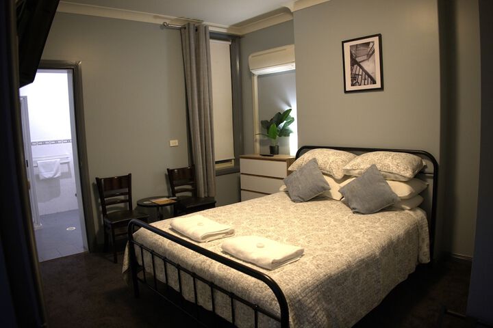 Room 12 of 26
