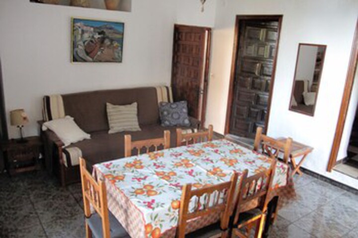 Room 4 of 31