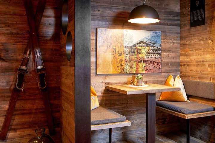 Hotel Interior 2 of 119
