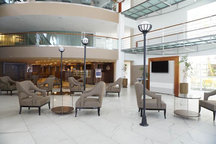 Hotel Interior 4 of 128