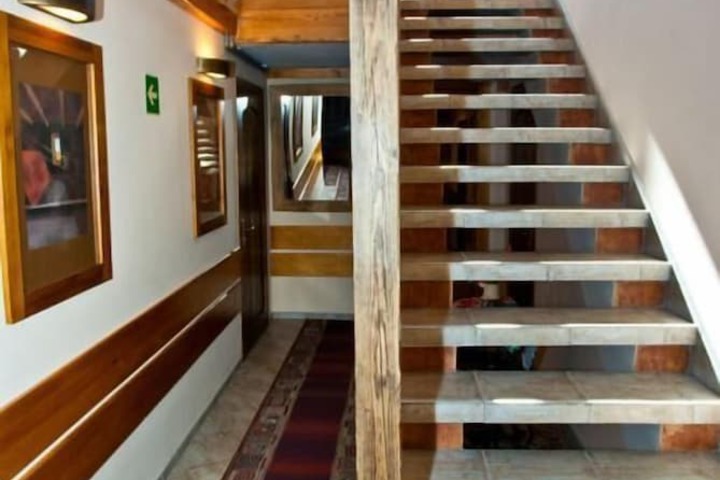 Hotel Interior 86 of 91