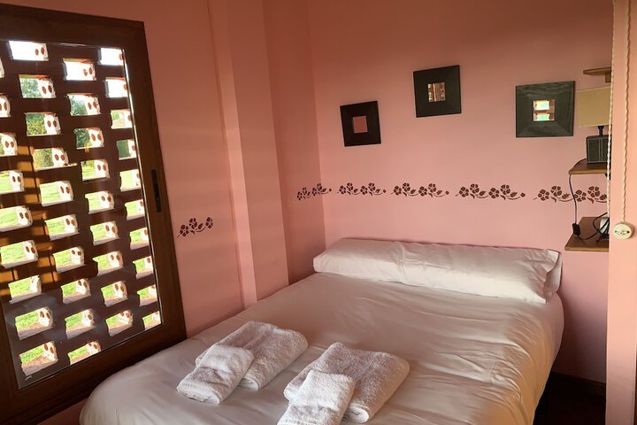 Room 3 of 27