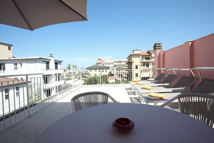 Terrace/Patio 25 of 50