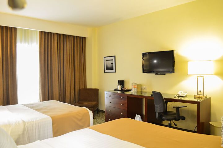 Room 9 of 150