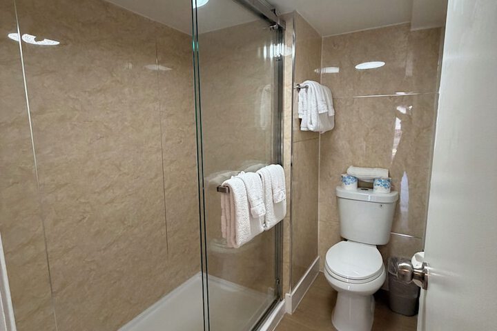 Room 73 of 120