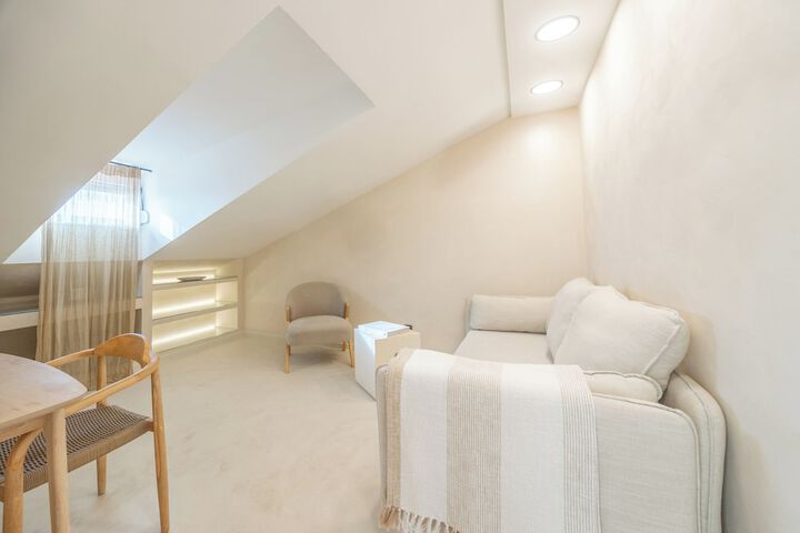 Room 20 of 35