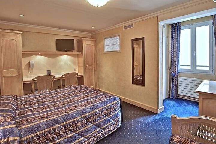 Room 31 of 86
