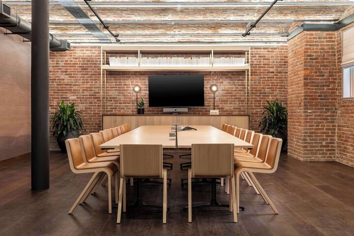 Meeting facility