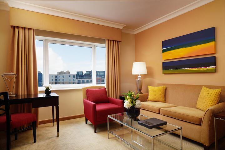 Room 136 of 441