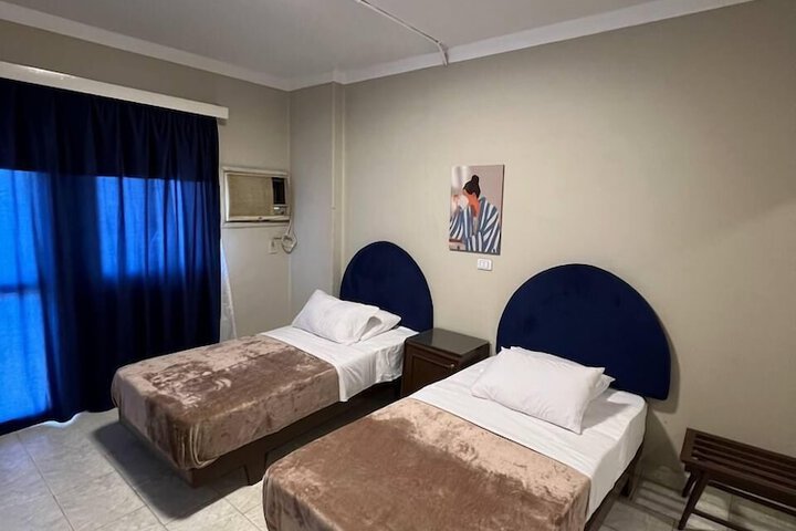 Room 16 of 26