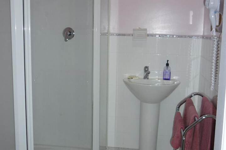 Room 17 of 49