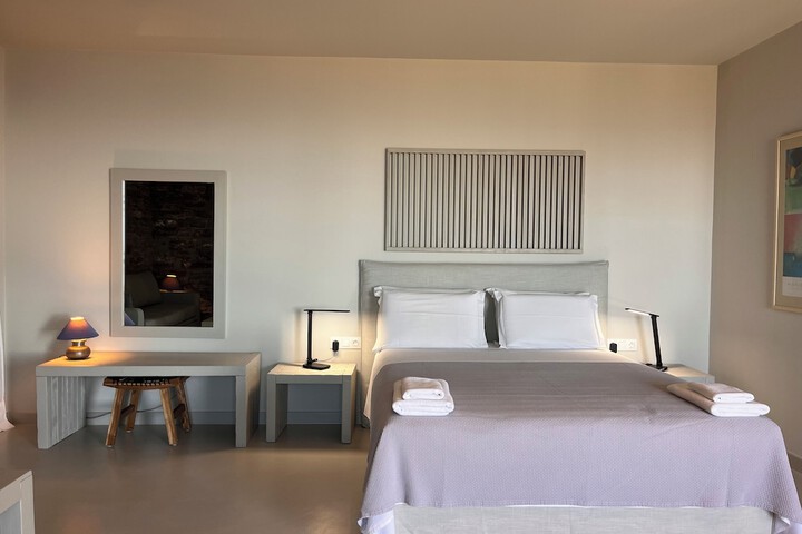Room 25 of 121
