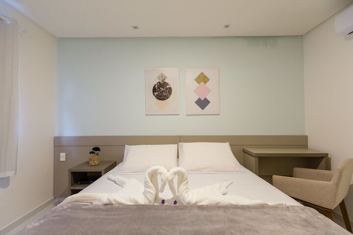 Room 25 of 28