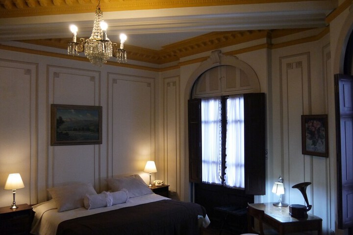 Room 25 of 44