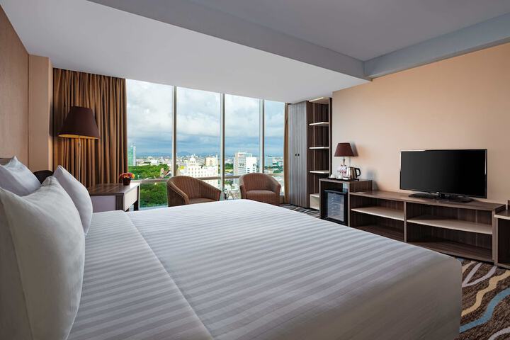 Room 16 of 85