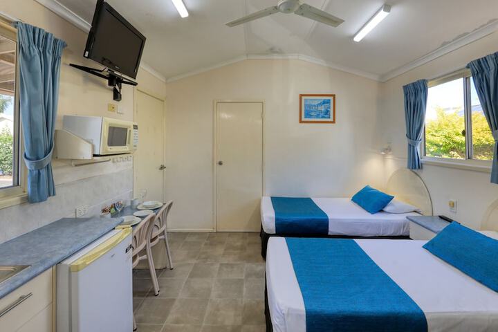 Room 9 of 22