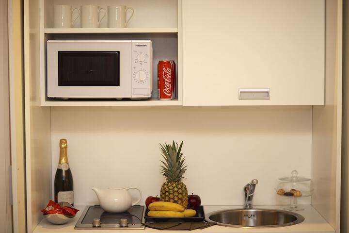 Private kitchenette