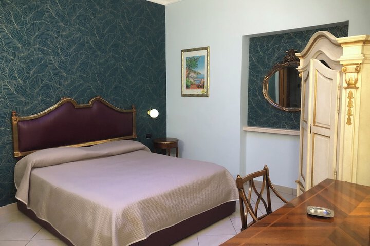HOTEL SERENA
