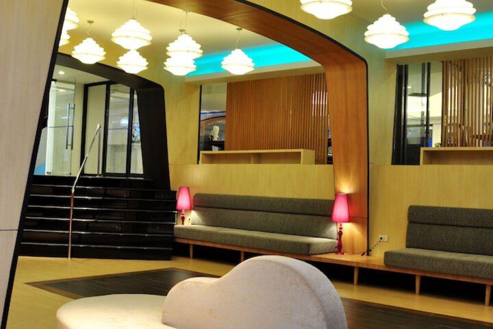 Hotel Interior 4 of 64