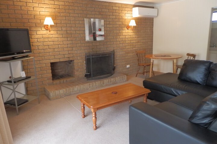 Room 4 of 35