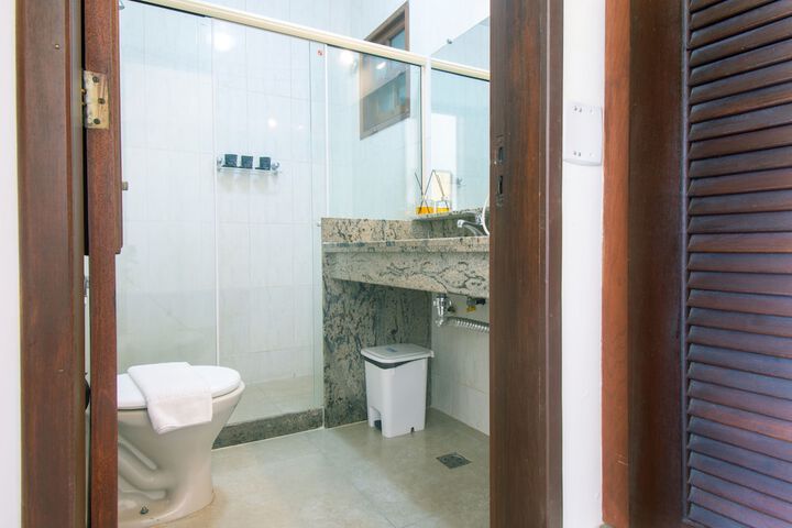 Room 45 of 125