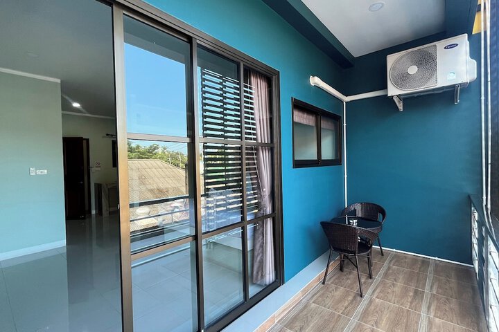 Room 12 of 43