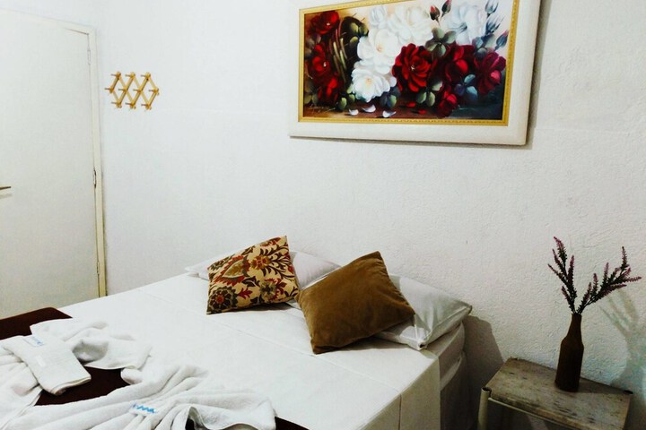 Room 6 of 31