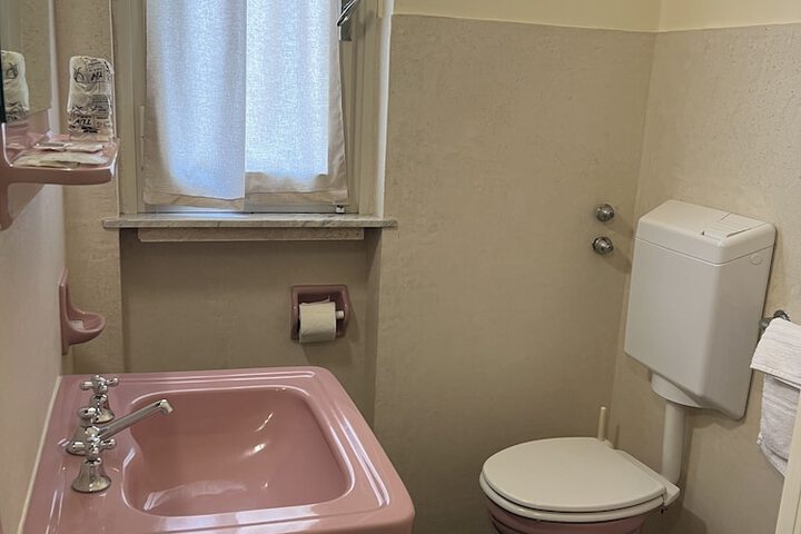 Room 89 of 154