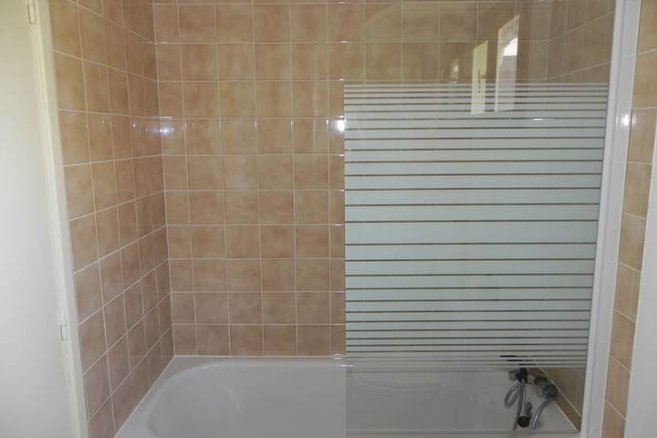 Room 16 of 29