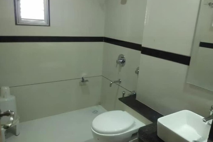 Room 14 of 17