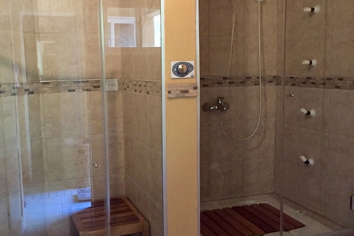 Room 12 of 22