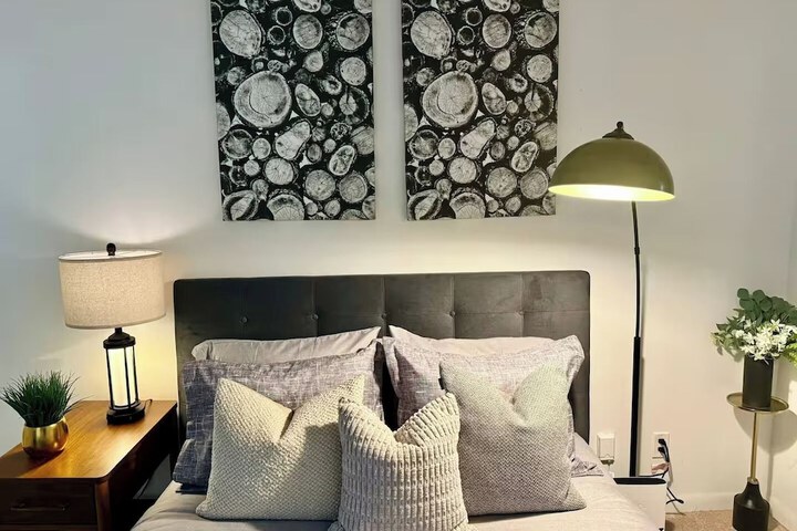 Room 5 of 21