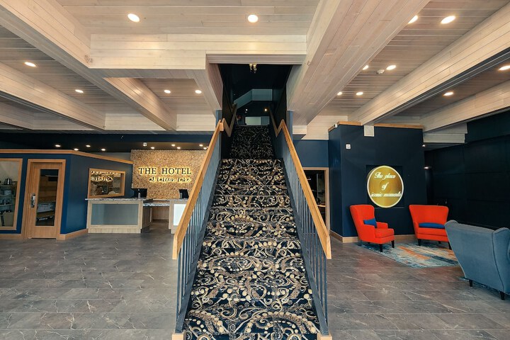 Hotel Interior 4 of 71
